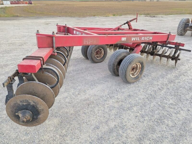 Wil-Rich 12′ 6″ Offset Disk. Hydraulic Lift Dual Implement Tires.