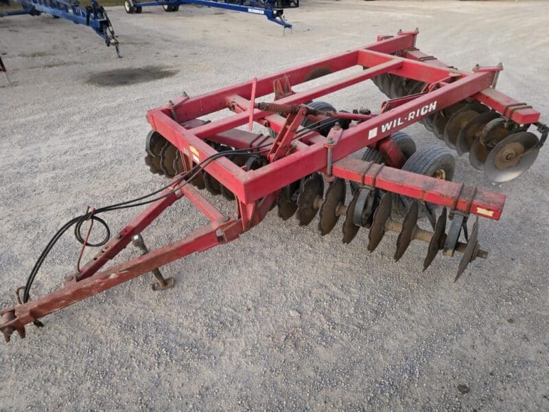 Wil-Rich 12′ 6″ Offset Disk. Hydraulic Lift Dual Implement Tires.