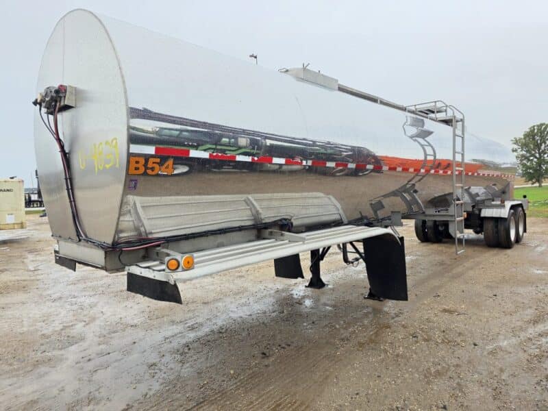 U-4839 2001 Brenner 7200 Gallon Stainless Steel Semi Tanker