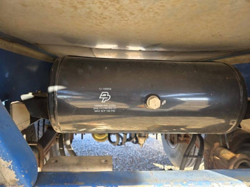 U-4845 1994 Polar 7000 Gallon Stainless Steel Semi Tanker U-4845 1994 Polar 7000 Gallon Stainless Steel Semi Tanker
