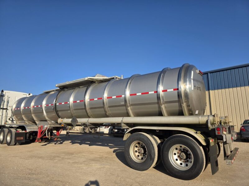 U-4840 1995 Bar-Bel 7500 Gallon Stainless Steel Semi Tanker