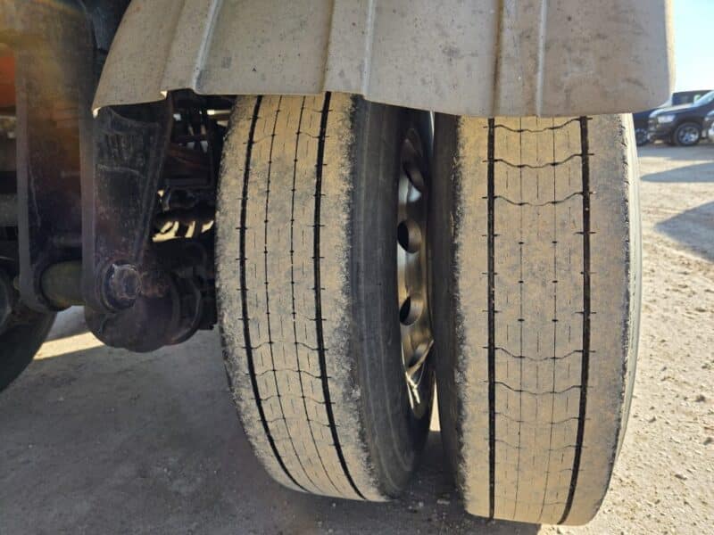 U-4840 1995 Bar-Bel 7500 Gallon Stainless Steel Semi Tanker