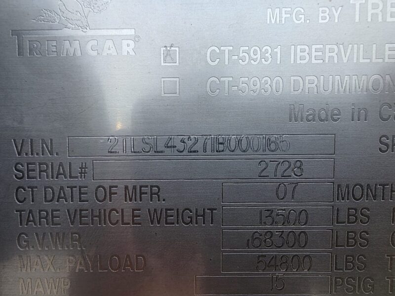 U-4843 2001 TremCar 6700 Gallon Stainless Steel Semi Tanker U-4843 2001 TremCar 6700 Gallon Stainless Steel Semi Tanker