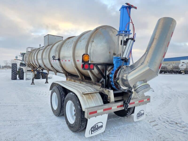 U-4844 1994 Polar 7000 Gallon Stainless Steel Semi Tanker