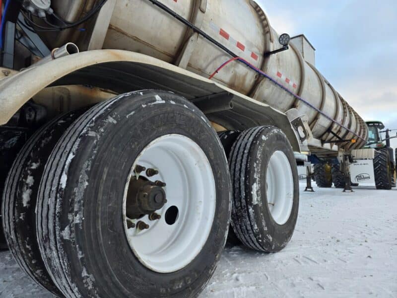 U-4844 1994 Polar 7000 Gallon Stainless Steel Semi Tanker