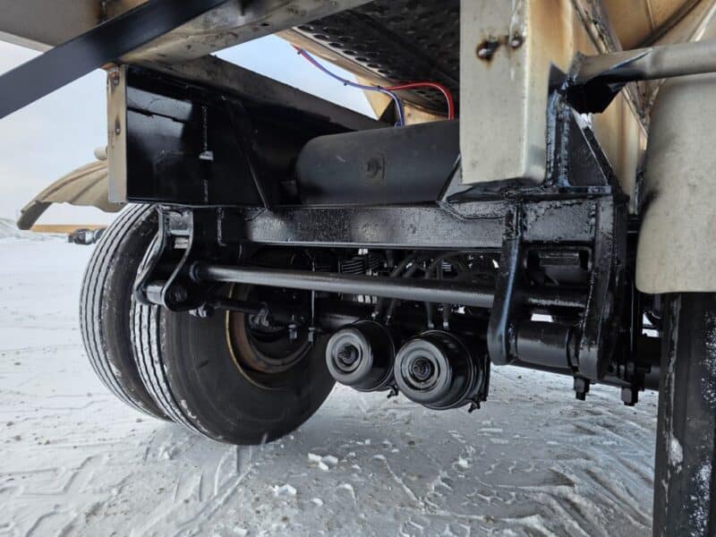 U-4844 1994 Polar 7000 Gallon Stainless Steel Semi Tanker