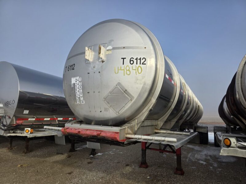 U-4840 1995 Bar-Bel 7500 Gallon Stainless Steel Semi Tanker