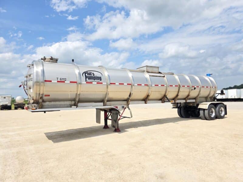20″ Swivel Tube U-4840 1995 Bar-Bel 7500 Gallon Stainless Steel Semi Tanker