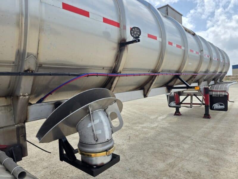 20″ Swivel Tube U-4840 1995 Bar-Bel 7500 Gallon Stainless Steel Semi Tanker