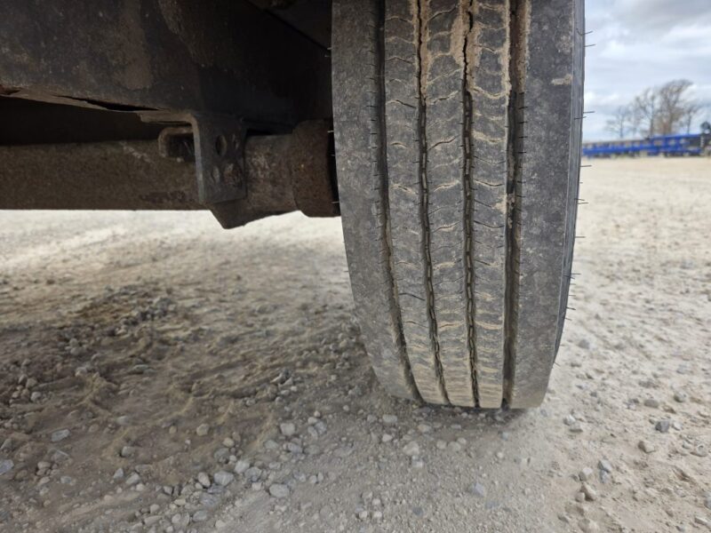 AC-105 750 CFM 2014 Atlas Copco C7.1L CAT Engine Air Compressor