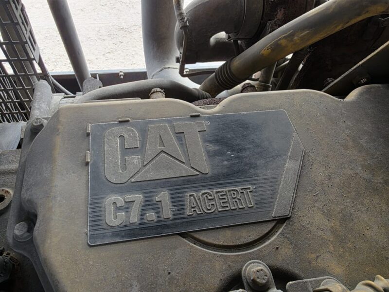 AC-105 750 CFM 2014 Atlas Copco C7.1L CAT Engine Air Compressor