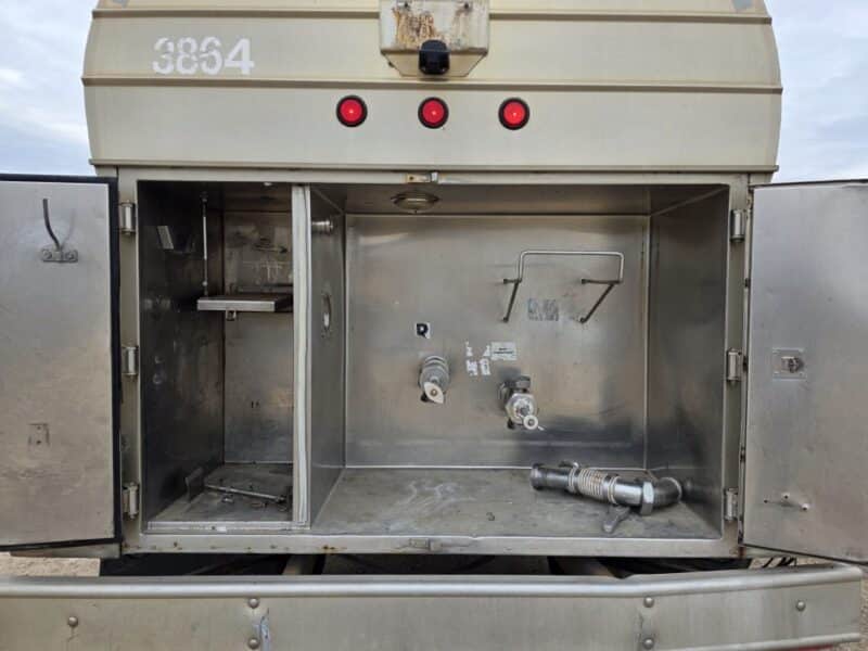 U-4841 1993 Bar-Bel 8000 Gallon Stainless Steel Semi Tanker