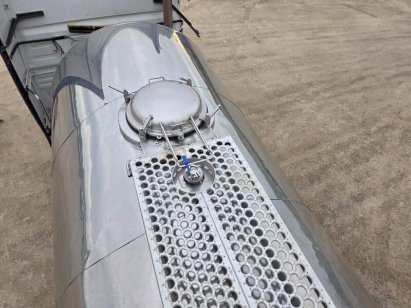 U-4841 1993 Bar-Bel 8000 Gallon Stainless Steel Semi Tanker