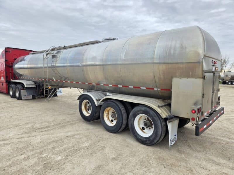 U-4842 1993 Bar-Bel 8000 Gallon Stainless Steel Semi Tanker