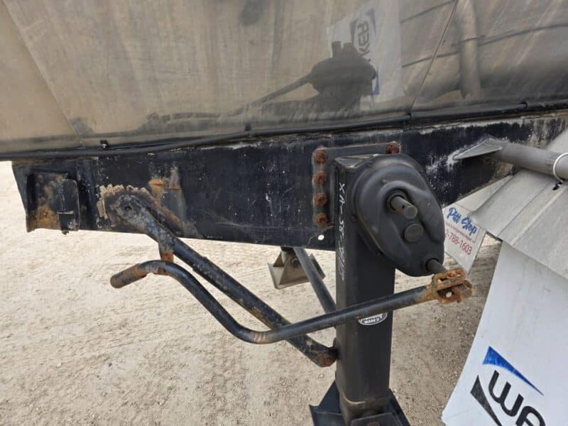 U-4842 1993 Bar-Bel 8000 Gallon Stainless Steel Semi Tanker