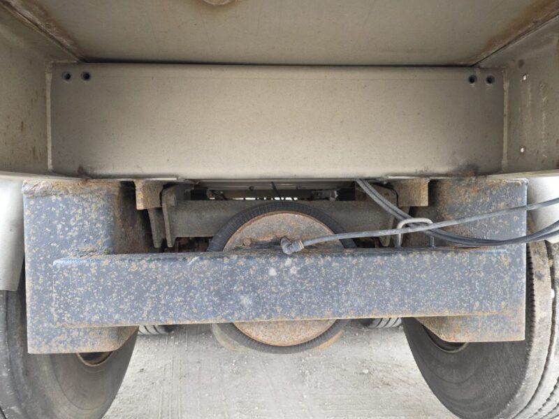 U-4842 1993 Bar-Bel 8000 Gallon Stainless Steel Semi Tanker