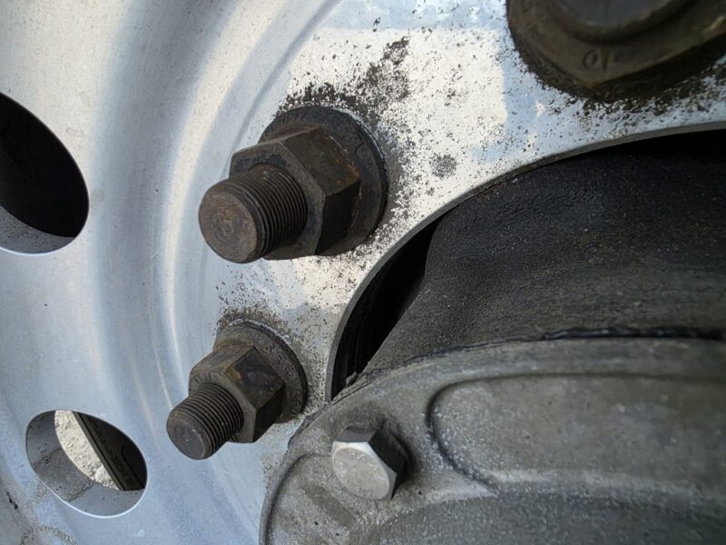 U-4846 1997 Walker 6750 Gallon Stainless Steel Semi Tanker