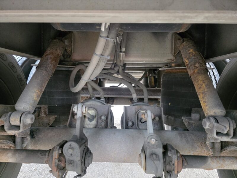 U-4846 1997 Walker 6750 Gallon Stainless Steel Semi Tanker