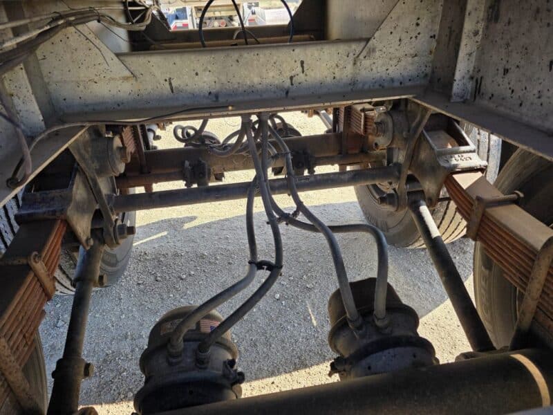 U-4847 1990 Heil 7000 Gallon Stainless Steel Semi Tanker