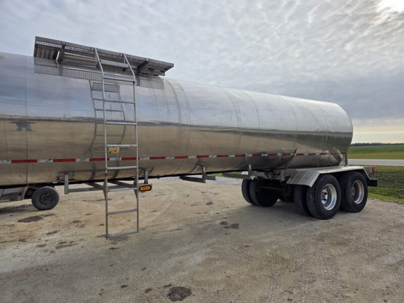 U-4849 1991 STE 6500 Gallon Stainless Steel Semi Tanker
