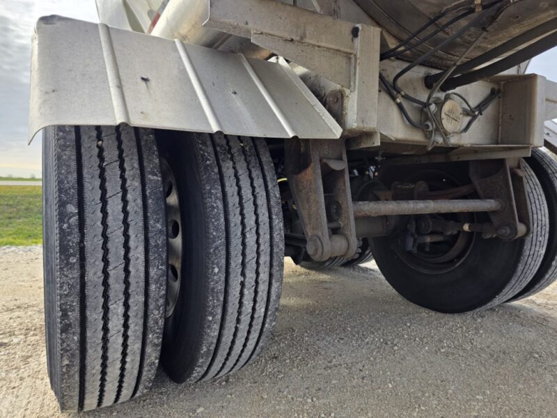 U-4849 1991 STE 6500 Gallon Stainless Steel Semi Tanker