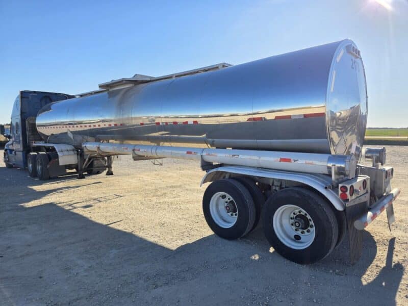 U-4848 1989 Bar-Bel 7000 Gallon Stainless Steel Semi Tanker