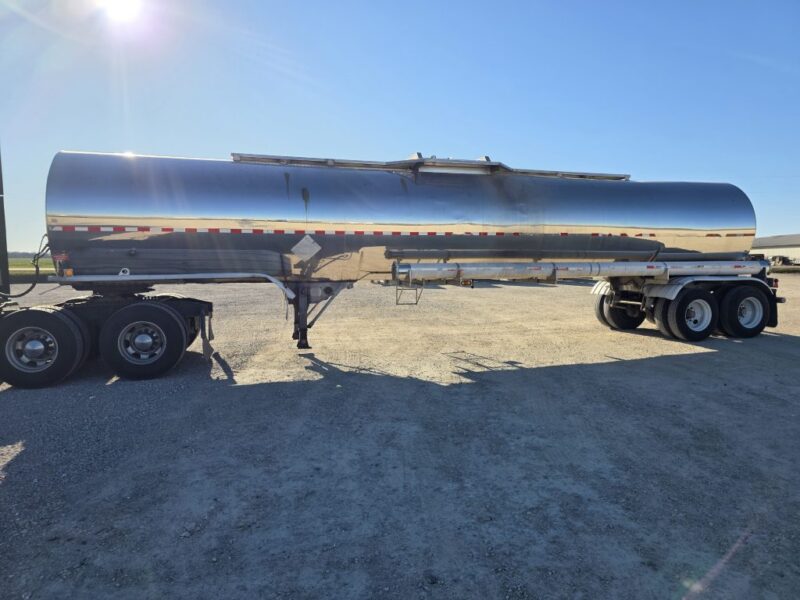 U-4848 1989 Bar-Bel 7000 Gallon Stainless Steel Semi Tanker