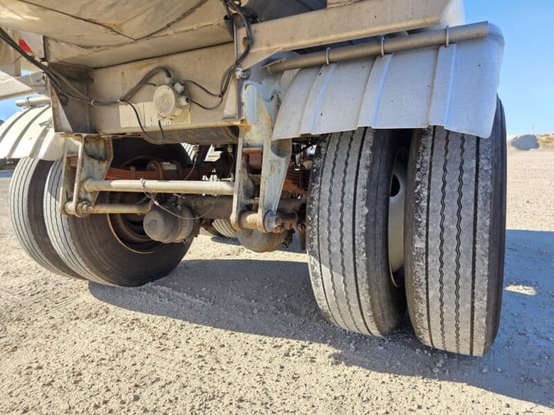 U-4848 1989 Bar-Bel 7000 Gallon Stainless Steel Semi Tanker