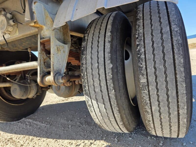 U-4848 1989 Bar-Bel 7000 Gallon Stainless Steel Semi Tanker