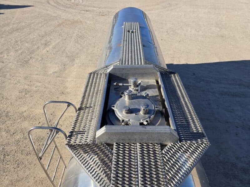 U-4848 1989 Bar-Bel 7000 Gallon Stainless Steel Semi Tanker
