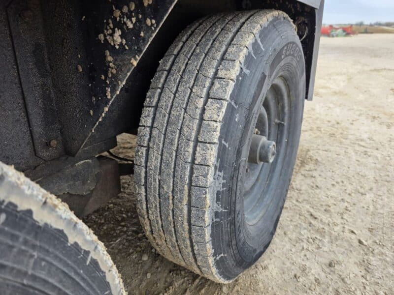 AC-106 750 CFM 2014 Doosan Cummins Engine Air Compressor