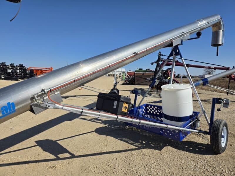 12″x 14″ Phil’s Load Stand w.Basket, Foam Injection, Wheel Jacks & Lights.