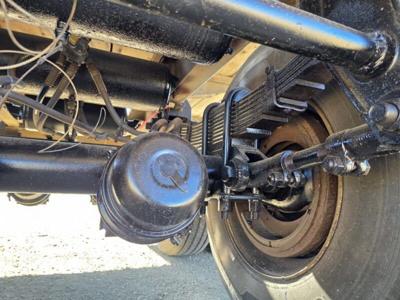 20″ Swivel Tube T-150 1990 Heil 7000 Gallon Stainless Steel Semi Tanker