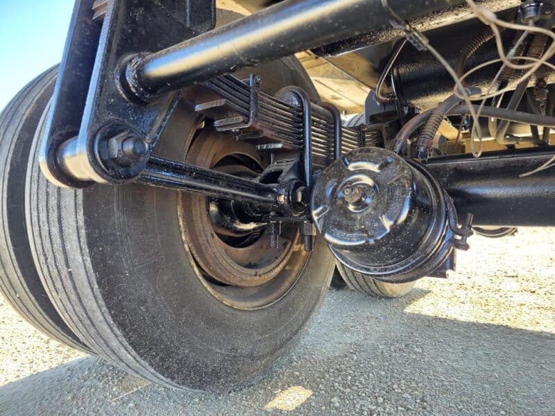 20″ Swivel Tube T-150 1990 Heil 7000 Gallon Stainless Steel Semi Tanker