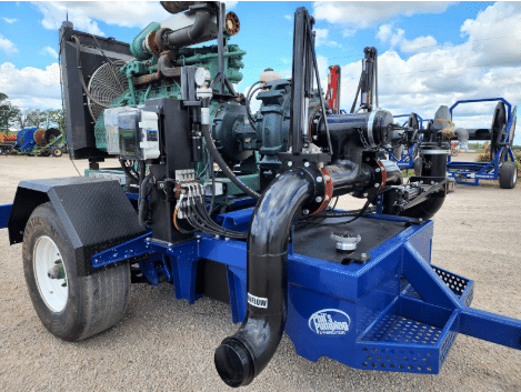 Efficient trailer-mounted manure pump for dragline systems ensuring steady high-volume flow