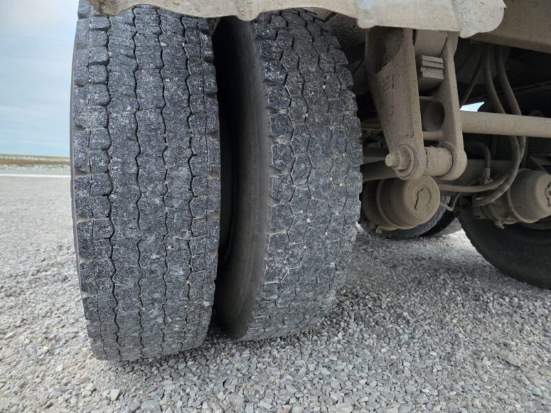 U-4854 1981 Brenner 6500 Gallon Stainless Steel Semi Tanker