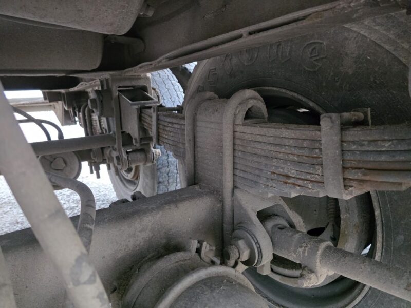 U-4854 1981 Brenner 6500 Gallon Stainless Steel Semi Tanker