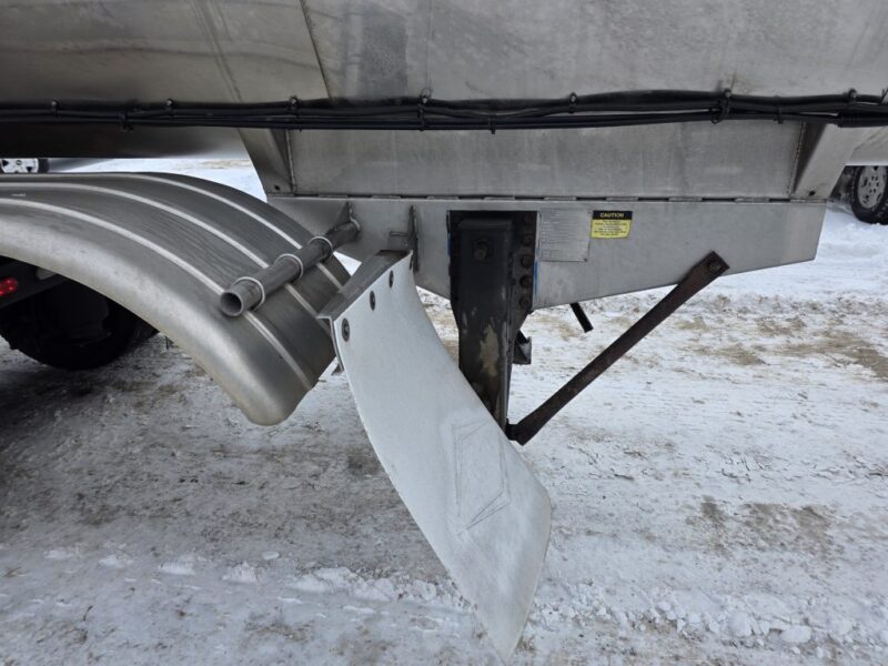 U-4853 1991 Brenner 6700 Gallon Stainless Steel Semi Tanker