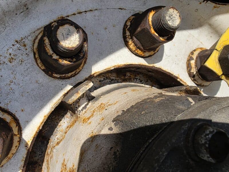 U-4858 1987 Fruehauf 6500 Gallon Stainless Steel Semi Tanker