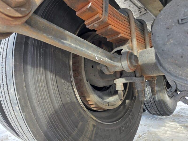 U-4851 1990 Heil 7000 Gallon Stainless Steel Semi Tanker