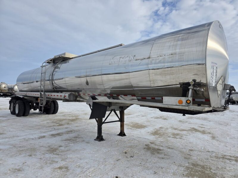 U-4851 1990 Heil 7000 Gallon Stainless Steel Semi Tanker