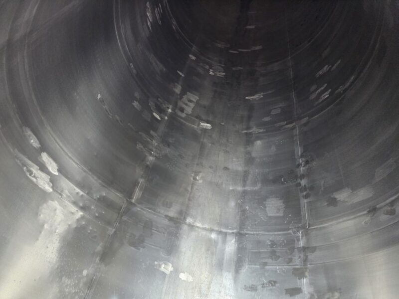 U-4851 1990 Heil 7000 Gallon Stainless Steel Semi Tanker