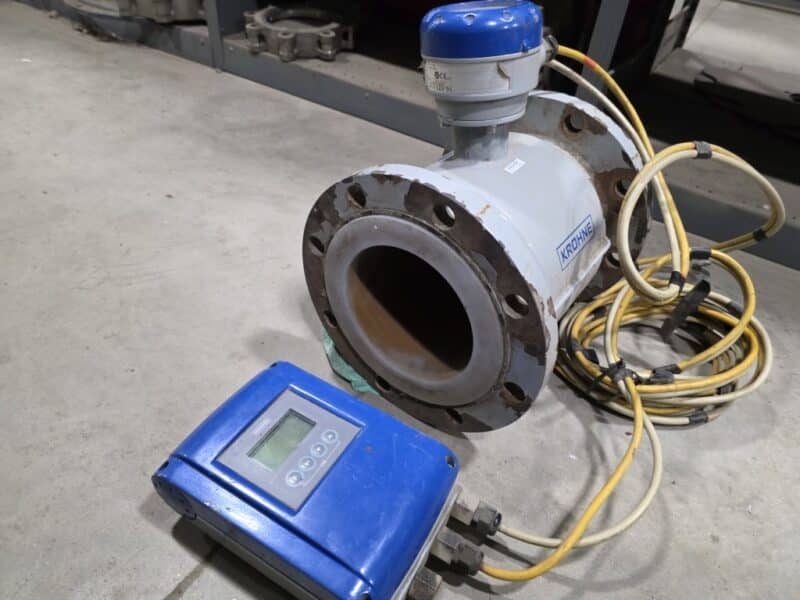 6″ Krohne Flowmeter and Readout Head
