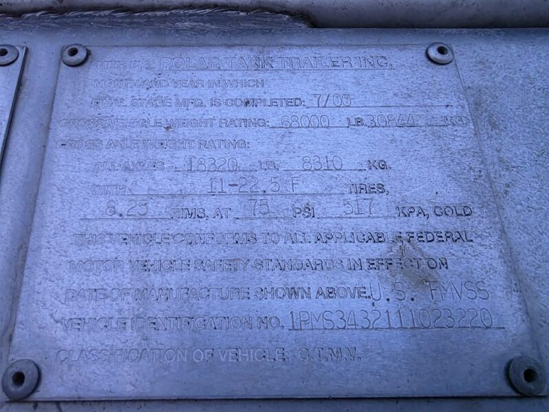U-4859 2001 Polar 7000 Gallon Stainless Steel Semi Tanker