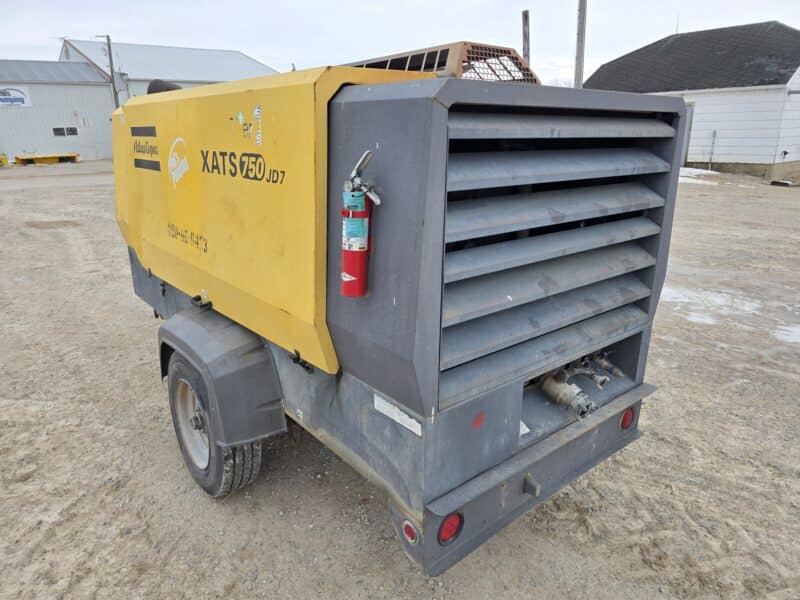 AC-108 750 CFM 2014 Atlas Copco 6.8L John Deere Engine Air Compressor