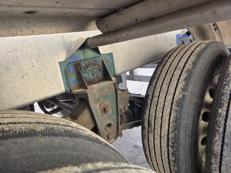 U-4850 1995 Polar 7000 Gallon Stainless Steel Semi Tanker