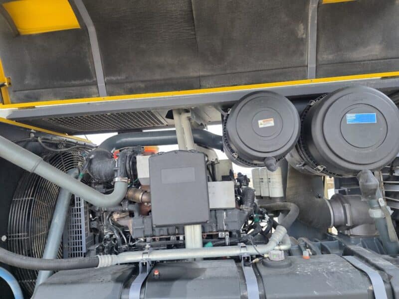 AC-110 750 CFM 2018 Atlas Copco 6.8L John Deere Engine Air Compressor