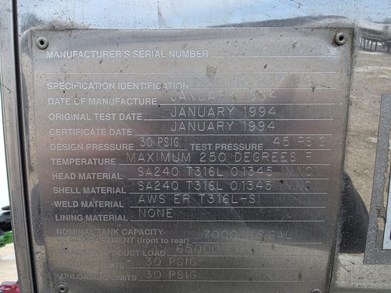 U-4860 1994 Krohnert 7000 Gallon Stainless Steel Semi Tanker