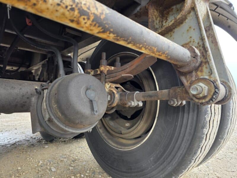 U-4860 1994 Krohnert 7000 Gallon Stainless Steel Semi Tanker