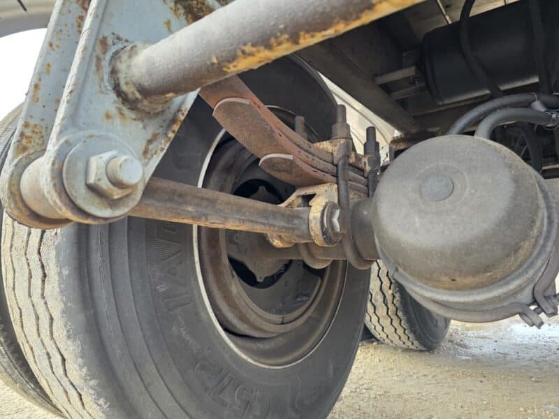 U-4860 1994 Krohnert 7000 Gallon Stainless Steel Semi Tanker